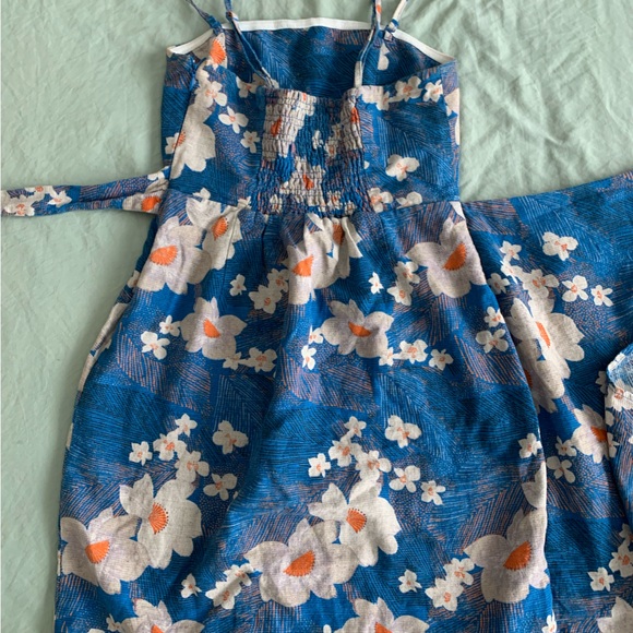 🌸 Juliette UO Floral Wrap Dress - Picture 3 of 4